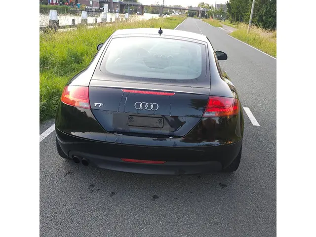 Audi TT 2.0 T TTS 2013 Benzine 13