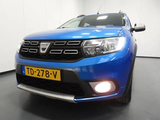Dacia Logan MCV 0.9 TCe Stepway 2018 Benzine 28