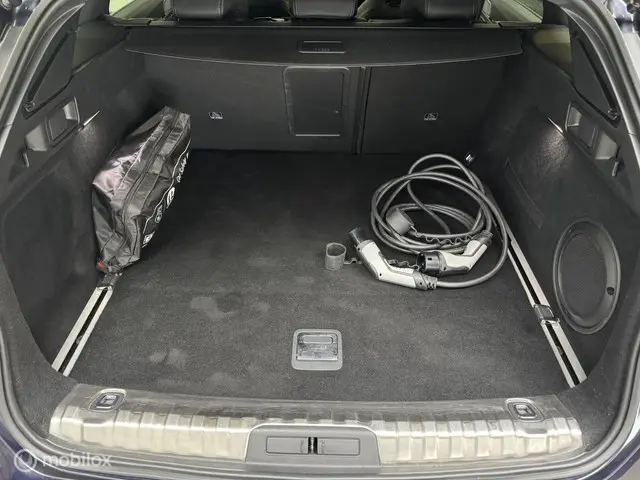 Peugeot 508 SW 1.6 HYbrid GT 2022 Hybride Benzine 13
