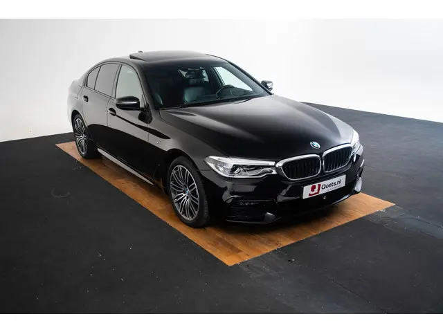 BMW 5 Serie 530d High Executive 2020 Diesel 12