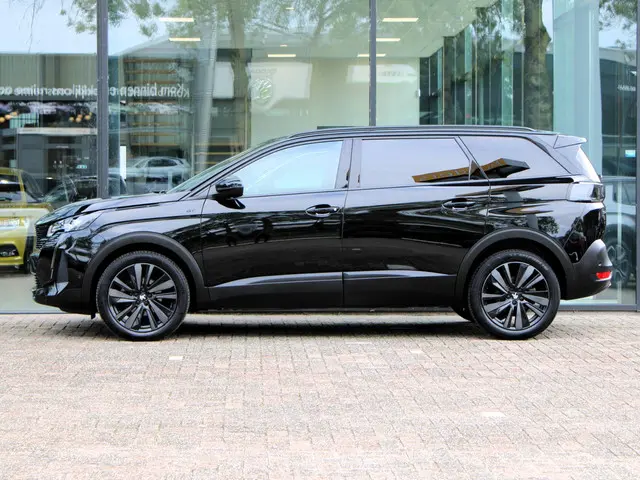 Peugeot 5008 1.2 PureTech GT-Line 2024 Benzine 11