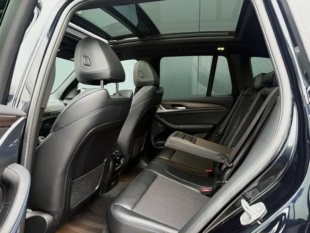 BMW X3 xDrive20i M-sport / pano / HUD / tr.hk / H&K 2020 Benzine 24