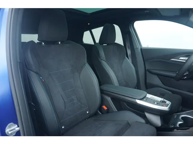 BMW X2 sDrive20i 2025 Benzine 7