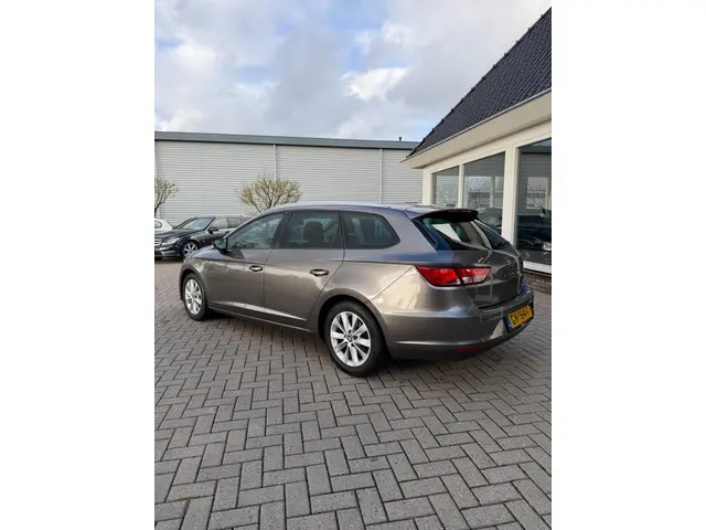 SEAT Leon ST - 1.0 EcoTSI Style Connect 2015 Benzine 8