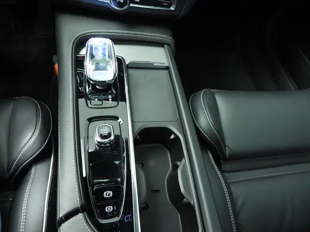 Volvo S90 2.0 B5 Ultimate Bright 2023 Benzine 16