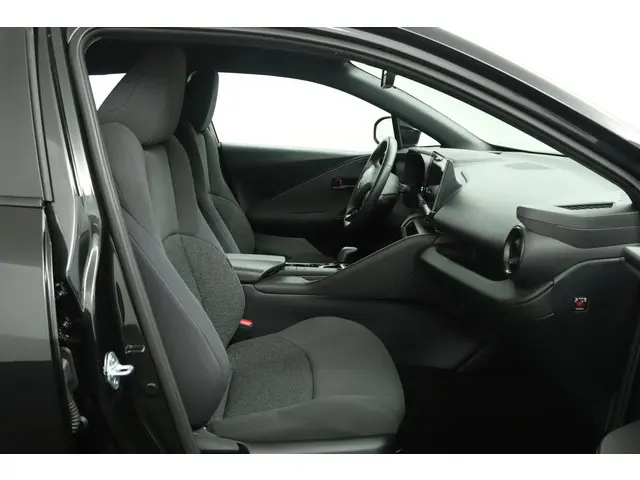 Toyota C-HR 1.8 Hybrid 140 Active 2024 Hybride Benzine 22