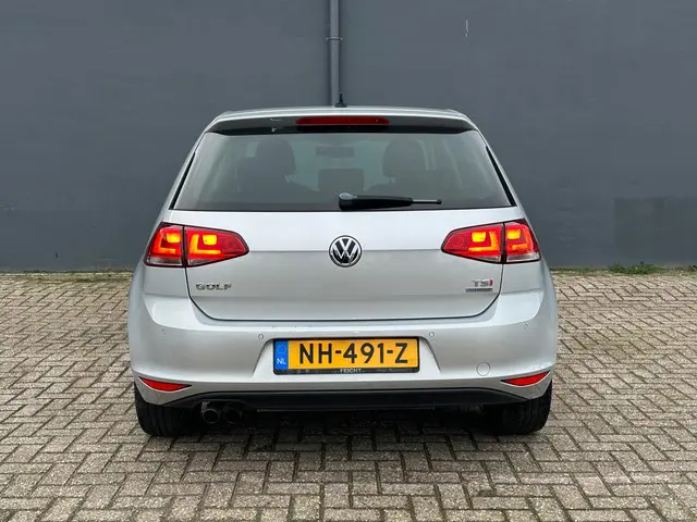 Volkswagen Golf 1.4 TSI Highline 2013 Benzine 4