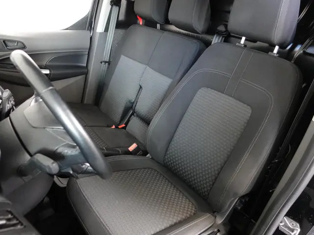 Ford Transit Connect 1.5 EcoBlue L2 Trend 2023 Diesel 19