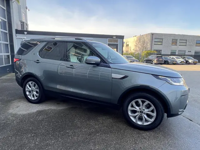 Land Rover Discovery 3