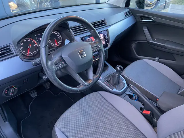 SEAT Arona 1.0 TSI Style Business Intense 2020 Benzine 12