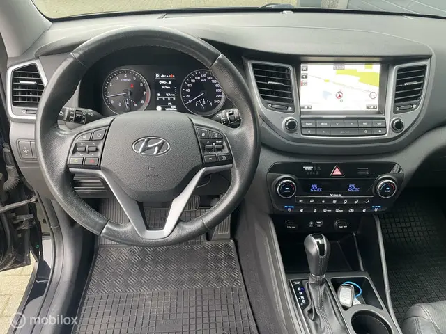 Hyundai Tucson 1.6 T-GDi Premium 4WD. BOMVOL!!! 2016 Benzine 15