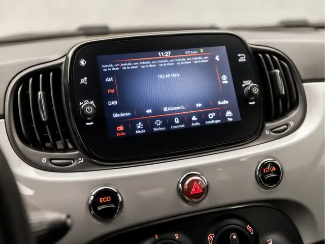 Fiat 500C 0.9 TwinAir Turbo 120TH Edition 2020 Benzine 26