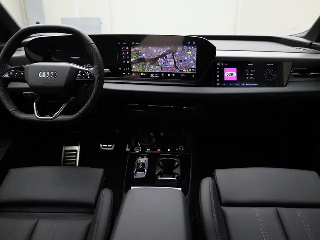 Audi Q6 e-tron S edition 286 PK 2026 Elektrisch 53