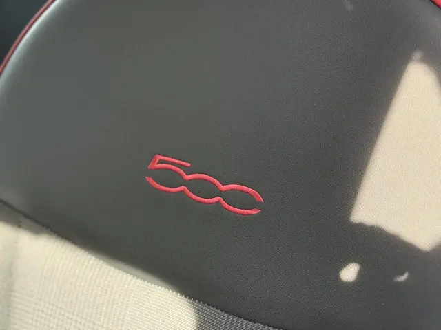 Fiat 500C 1.2 Rock 2015 Benzine 23