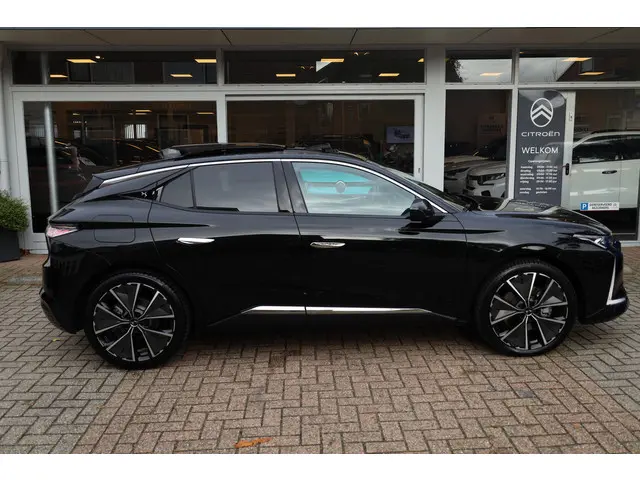 DS DS 4 e-Tense 225 'Etoile' 2024 Hybride Benzine 7