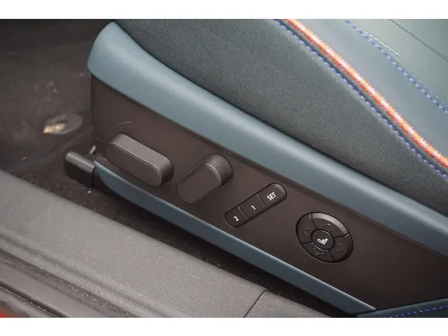 MINI Aceman SE 2025 Elektrisch 21