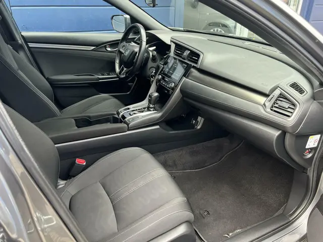 Honda Civic 1.0 i-VTEC Premium automaat 2017 Benzine 10