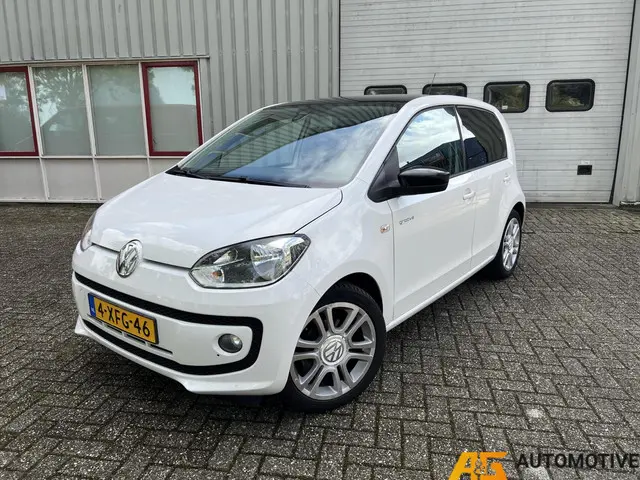 Volkswagen up! 1.0 groove up! BlueMotion 2014 Benzine