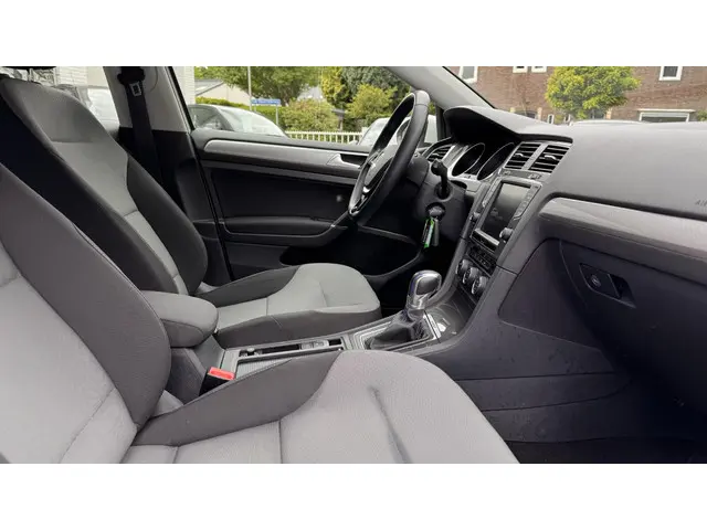 Volkswagen e-Golf e-Golf 2015 Elektrisch 14