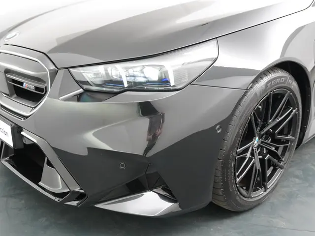 BMW M5 5-serie 2025 Hybride Benzine 25