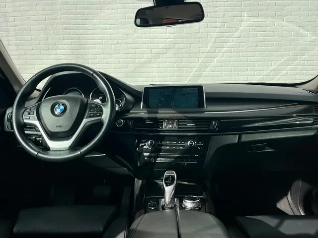 BMW X5 XDrive35i High Executive 2014 Benzine 13