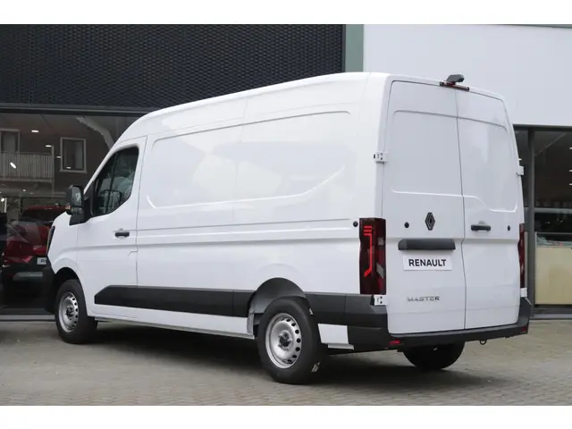 Renault Master T35 2.0 dCi 130 L2H2 Start 2024 Diesel 41