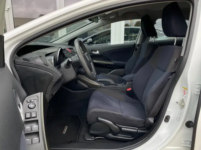 Honda Civic 1.4 16V 5drs 1e eig. Navi NL-auto 2012 Benzine 8