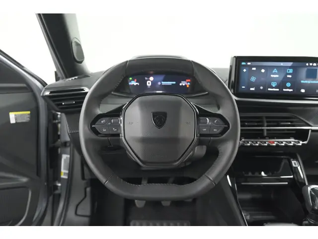 Peugeot 2008 PureTech 100 Allure 2024 Benzine 32