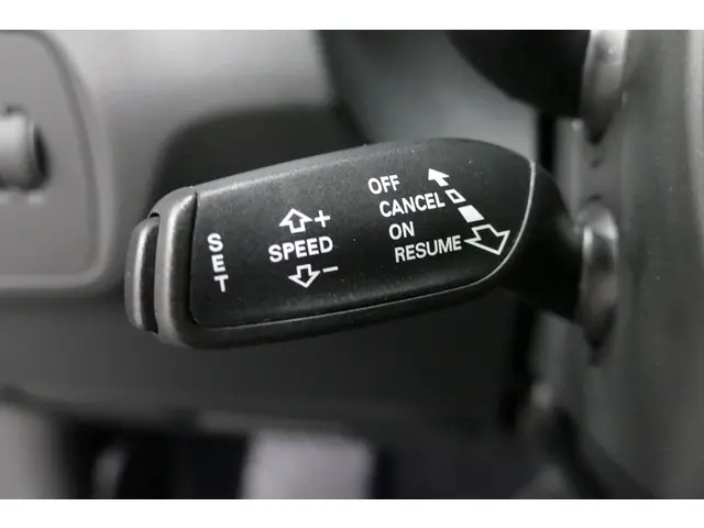 Audi Q3 2.0 TFSI quattro S Line 2017 Benzine 33