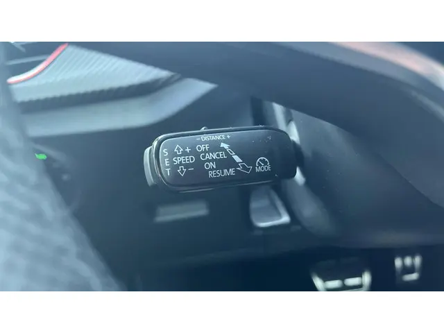 Škoda Kamiq 1.0 TSI Monte Carlo 2026 Benzine 21