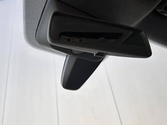 Volkswagen up! 1.0 BMT move up! 2019 Benzine 10