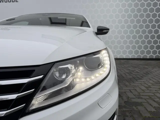 Volkswagen CC 3.6 V6 4Motion 2015 Benzine 32
