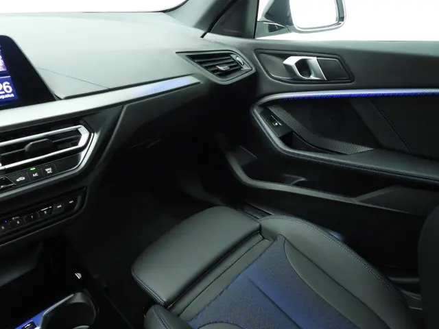 BMW 2 Serie Gran Coupe 218i 2024 Benzine 36