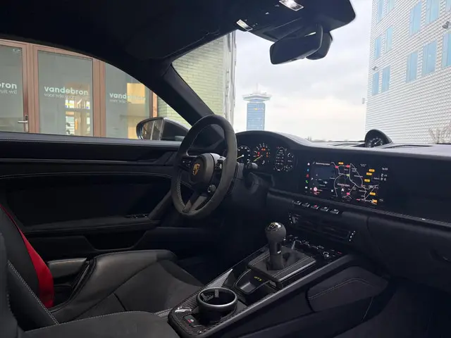 Porsche 911 4.0 GT3 2023 Benzine 15