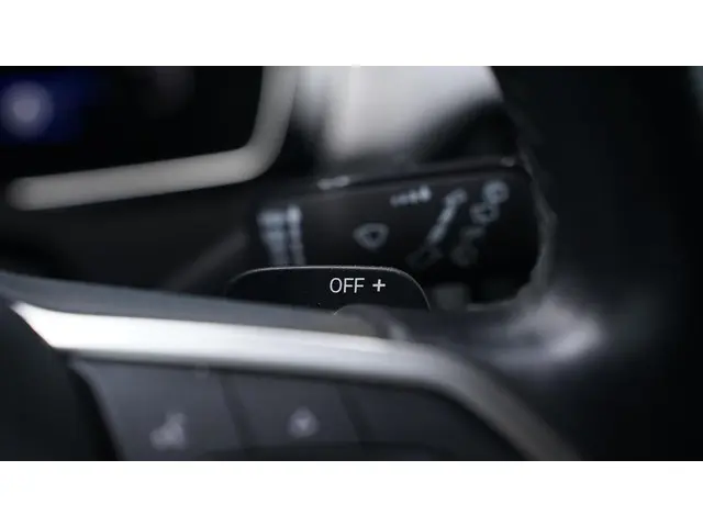 Volkswagen Passat Variant 1.5 TSI Business 2022 Benzine 21