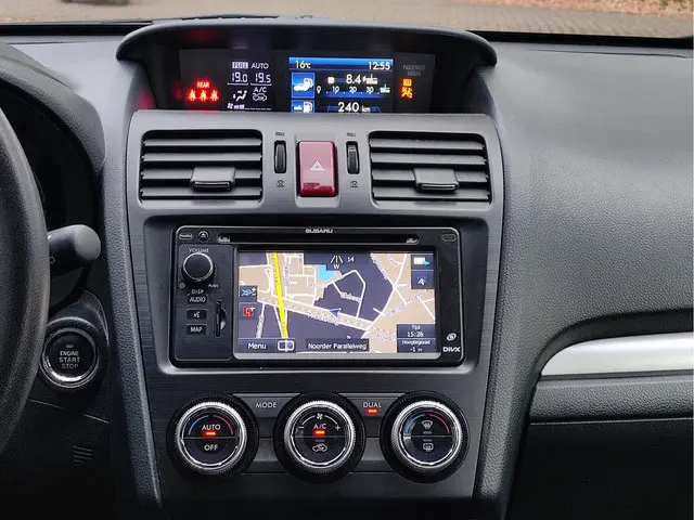 Subaru XV 2.0i Premium AWD Automaat 2015 Benzine 17