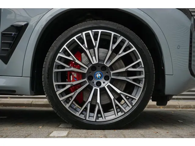 BMW X5 xDrive50e 2023 Hybride Benzine 7