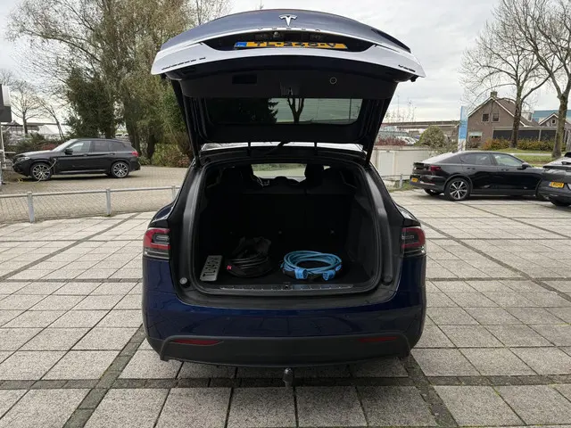 Tesla Model X 75D Aut. 2018 Elektrisch 17