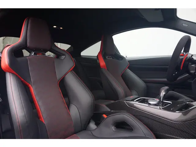 BMW M4 CS Coupé 2026 Benzine 7