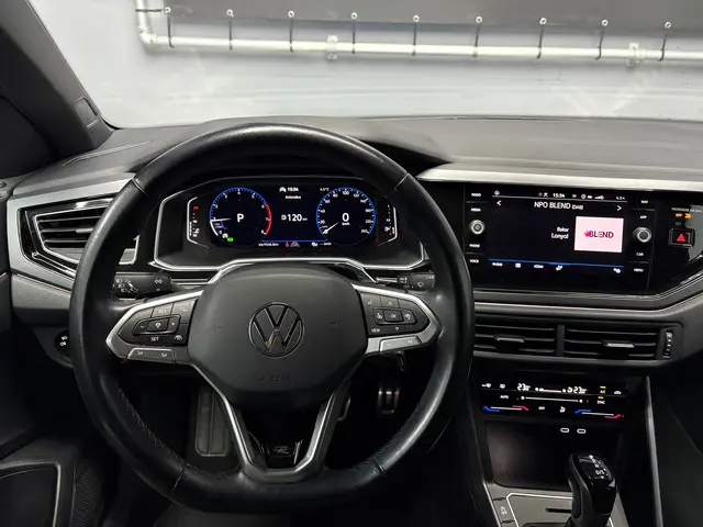 Volkswagen Polo 1.0 TSI R-Line Aut 2021 Benzine 12