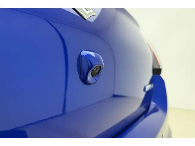 Suzuki Swift 1.2 Select Smart Hybrid 2025 Benzine 10