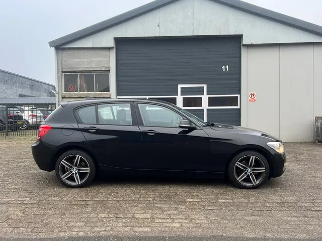 BMW 1 Serie 114i Business+ | Navi + Airco 2012 Benzine 6