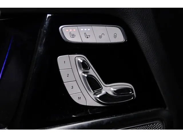 Mercedes-Benz G-Klasse 63 2019 Benzine 28