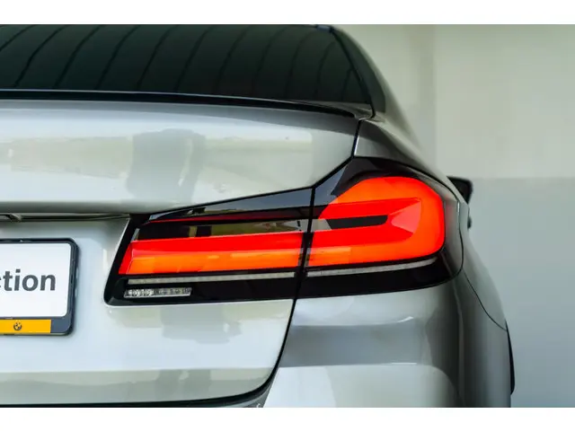 BMW M5 5 Serie Competition 2020 Benzine 22