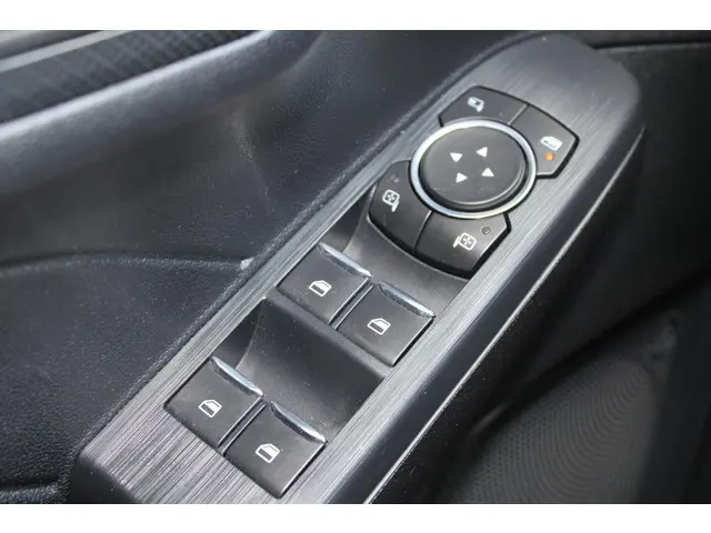 Ford Kuga 2.5 PHEV ST-Line 2022 Hybride Benzine 8
