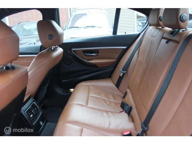 BMW 3 Serie 330e Luxury 2015 Hybride Benzine 6