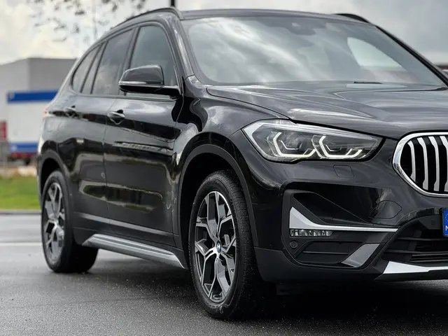 BMW X1 xDrive25e 2021 Hybride Benzine 5