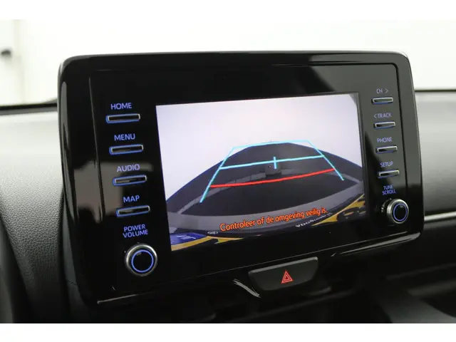 Toyota Yaris 1.5 Hybrid Dynamic 2022 Hybride Benzine 9