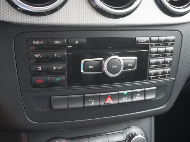 Mercedes-Benz B-Klasse 180 Ambition 2013 Benzine 29