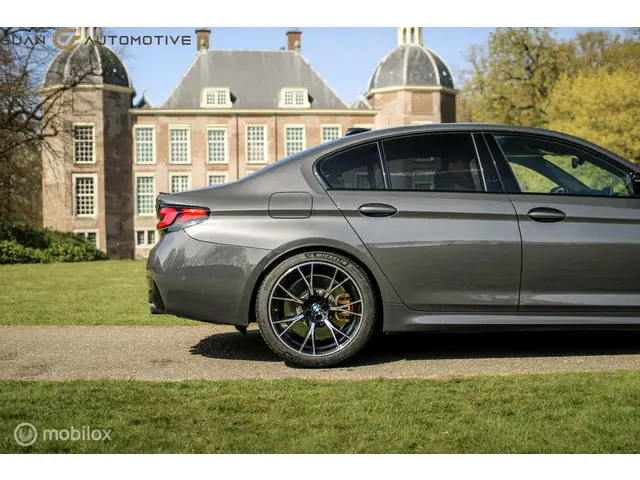 BMW M5 5-serie Competition 2020 Benzine 25